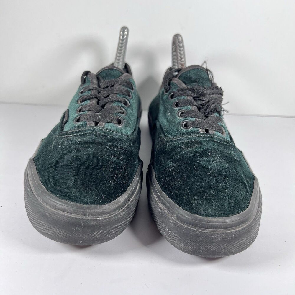 Vans Authentic Green Velvet/Velour Lace Up Skate Shoes Sneakers Women's Size 8 - Picture 2 of 8